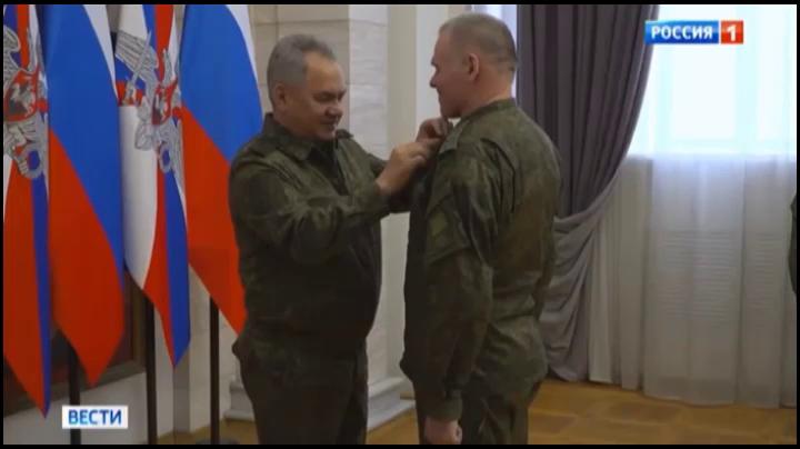 Заместителю командира взвода 200-й мотострелковой бригады Северного флота присвоено звание Героя России
