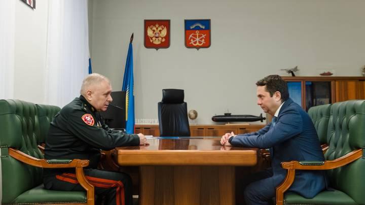 Губернатор Андрей Чибис провел рабочую встречу с командующим СЗО Росгвардии Алексеем Воробьевым
