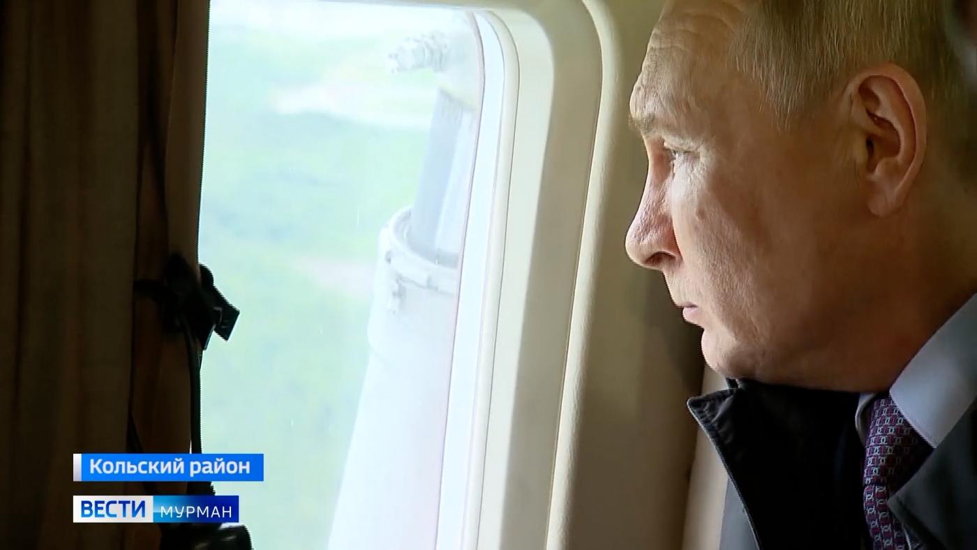 В ходе визита в Мурманскую область Владимир Путин осмотрел стройплощадки элементов транспортного узла