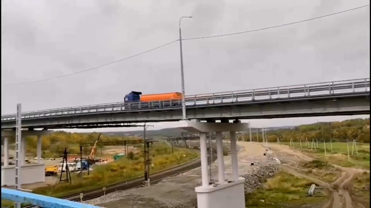 В Мурманской области запустили движение по новому мосту через реку Кола