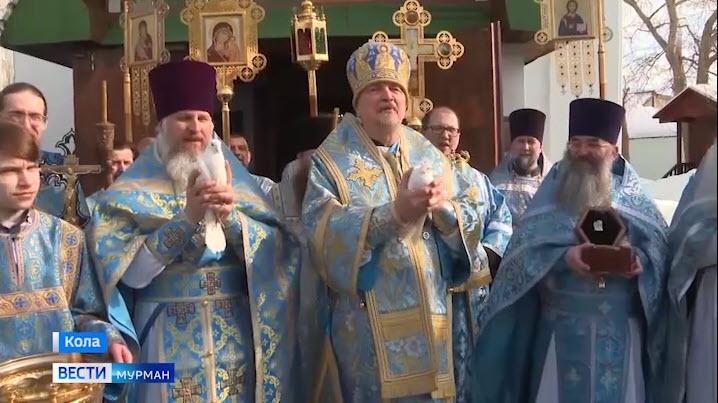Православные верующие отметили праздник Благовещение