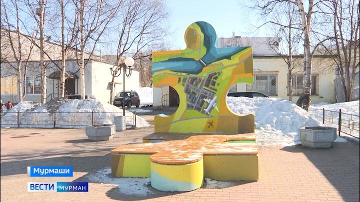 Вандалы в Мурманске портят арт-объекты и все то, что служит украшением городской среды