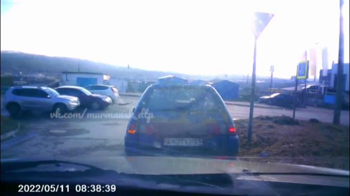 ДТП на Свердлова в Мурманске попало в объектив видеорегистратора