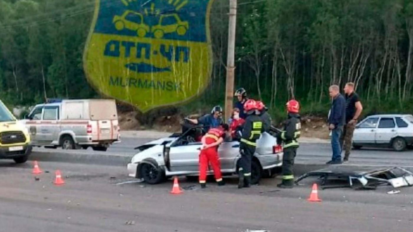 Дорожный рабочий скончался на месте ДТП в Мурманске