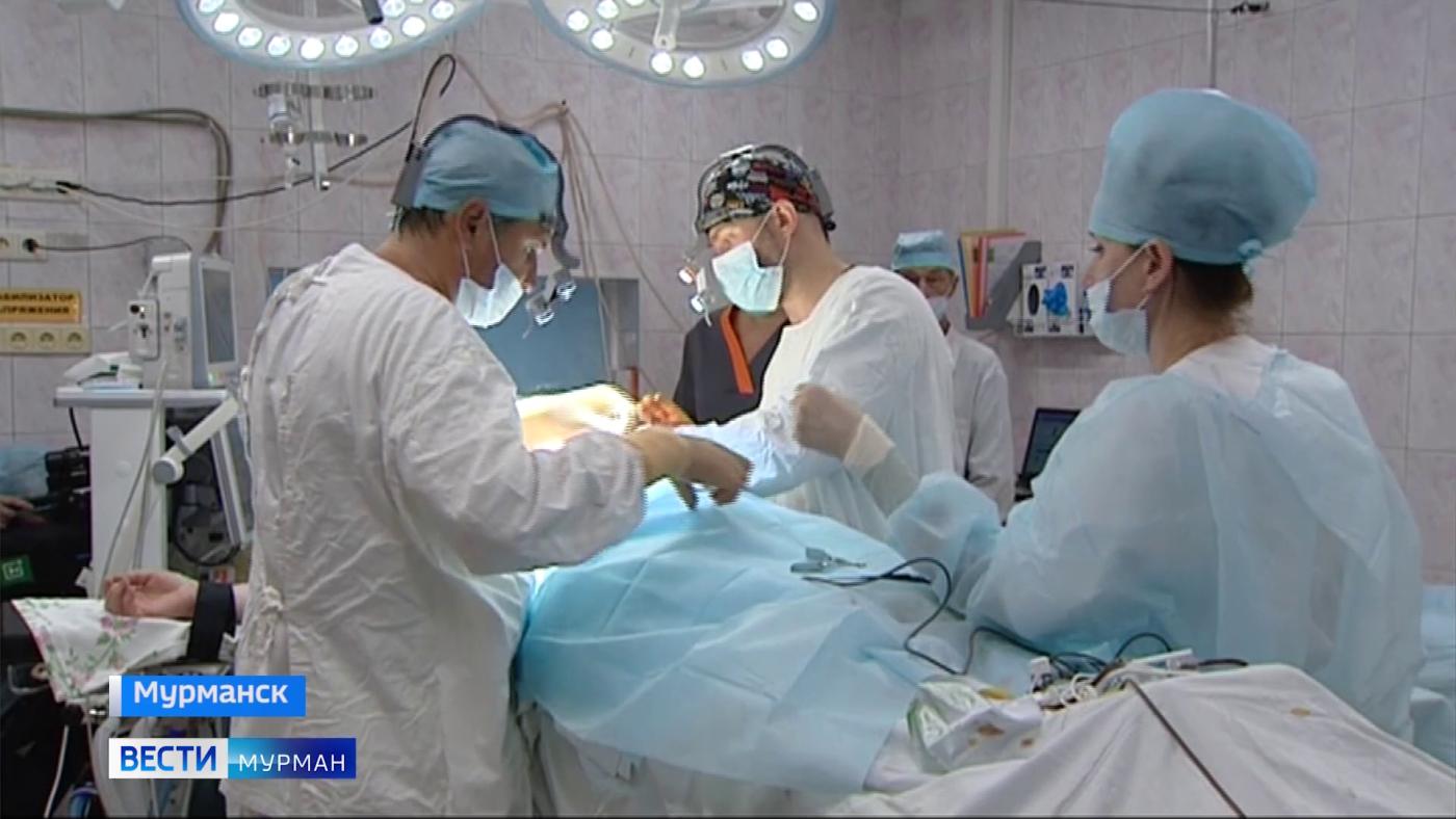 Хирурги-онкологи из Казани провели мастер-класс для мурманских врачей