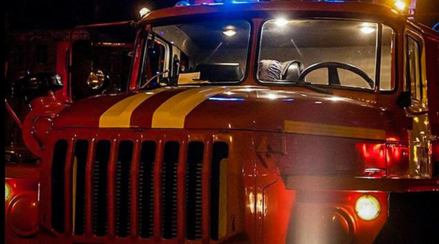 проблесковый маяк на пожарную машину. проблесковый маячок пожарной машины. мигалки пожарной машины. мигалки пожарной машины. мигалки пожарной машины.