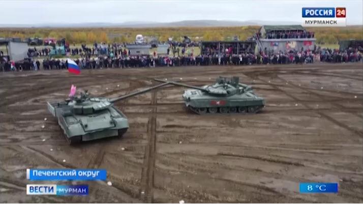 В Мурманской области отметили День танкиста показательными выступлениями