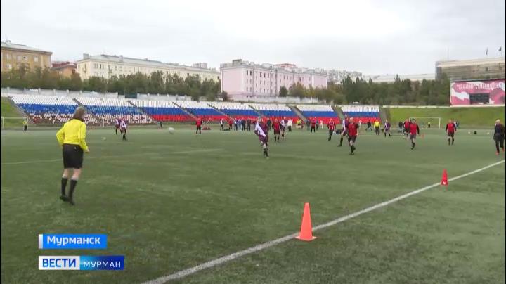 В Мурманске прошел VII МегаСпорт-чемпионат области по мини-футболу