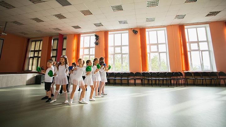 В мурманской прогимназии отремонтировали хореографический класс