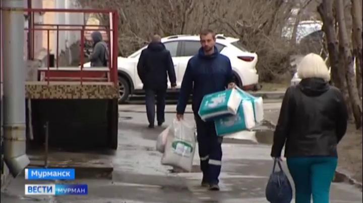 В Мурманской области продолжают собирать гуманитарную помощь