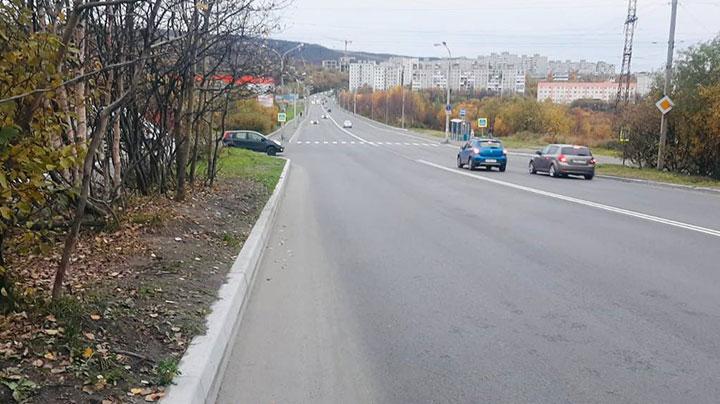 В Мурманске ремонтируют улицы, ведущие к спортивным учреждениям