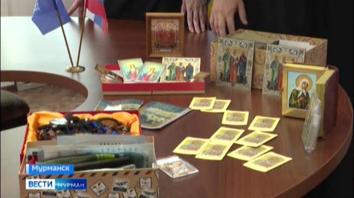 Представители Русской православной церкви передали в пункт сбора помощи для участников СВО иконы