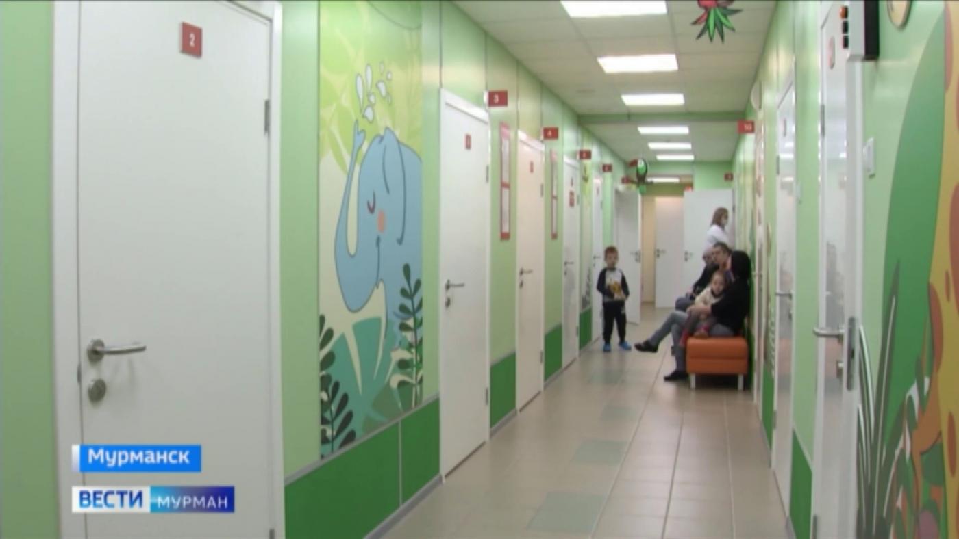 В Мурманске завершают ремонтные работы в первой детской поликлинике на Папанина