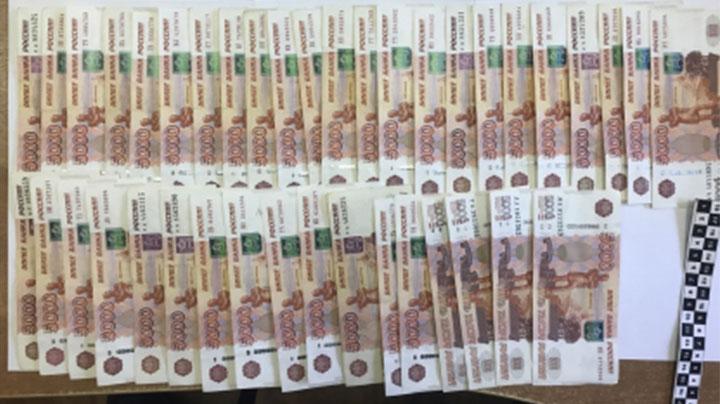 Предпринимателя оштрафовали на 1 млн рублей за попытку дать взятку