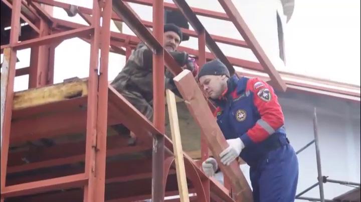Общественники из Мурманска помогли восстановить храм в ДНР