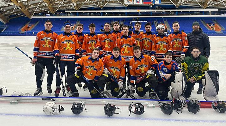 Команда &quot;Заполярье&quot; приняла участие в первенстве студенческой лиги по хоккею с мячом в Иркутске