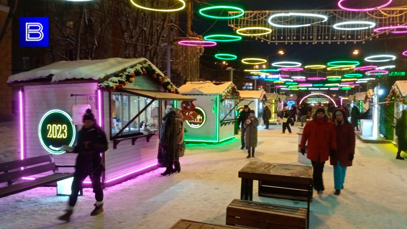 &quot;На Севере – Тепло!&quot;: новогодняя ярмарка открылась в центре Мурманска