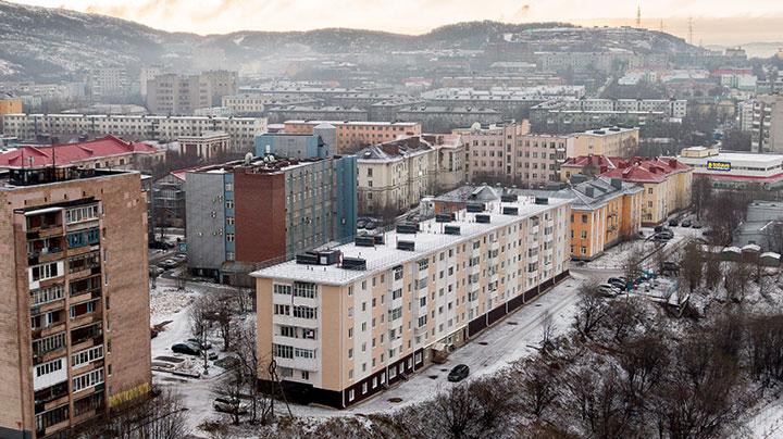 Из аварийного жилья в Мурманской области к концу 2022 года расселили 2273 человека