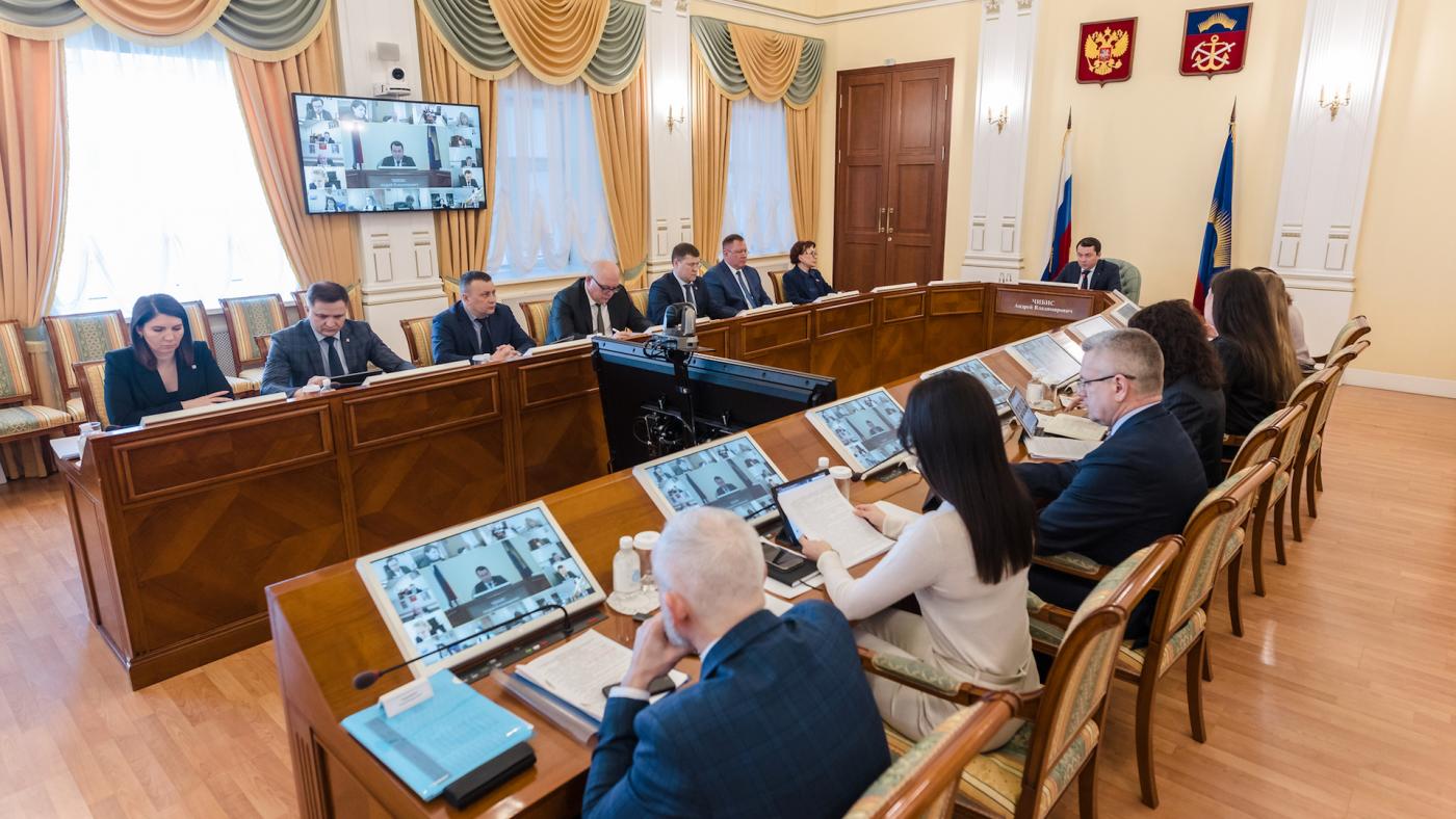 Губернатор Мурманской области поздравил с победой на довыборах депутатов Совета депутатов Колы