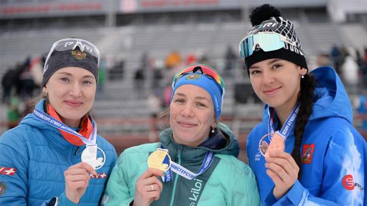 Мурманчанка Анастасия Егорова заняла второе место на чемпионате России по биатлону