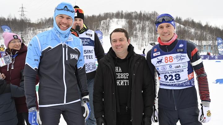 Андрей Чибис дал старт 49-му Мурманскому лыжному марафону