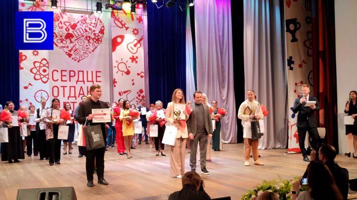 Мурманчанка Евгения Жеребцова стала победителем профессионального конкурса &quot;Сердце отдаю детям&quot;