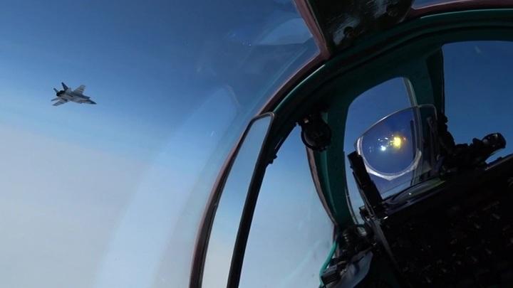 Истребитель-перехватчик МиГ-31 подняли навстречу норвежскому &quot;Посейдону&quot;
