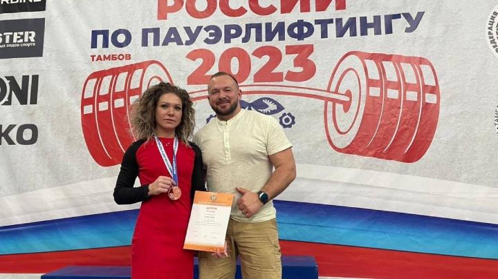 Мурманчанка Анна Клищ завоевала бронзу на чемпионате России по пауэрлифтингу