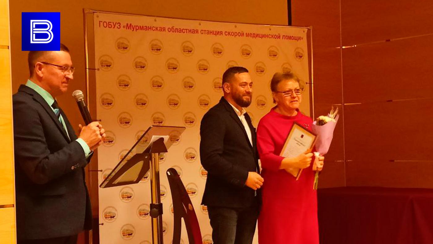 Работников скорой помощи Мурманской области наградили благодарственными письмами