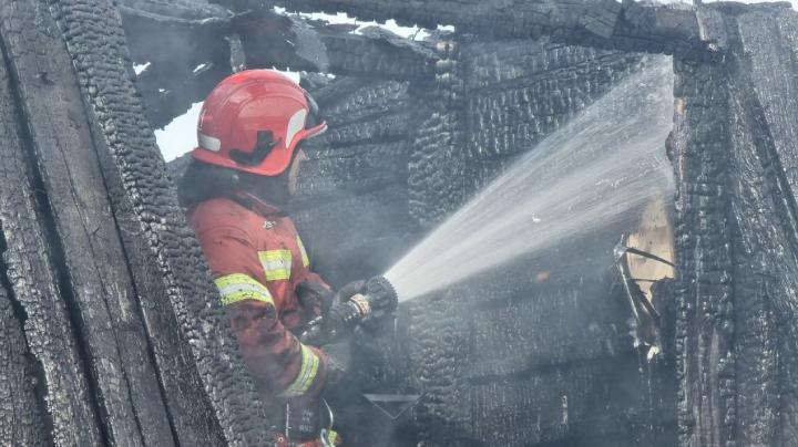 В Мурманской области с 6 по 9 мая пожарно-спасательные подразделения отработали 46 сигналов тревоги