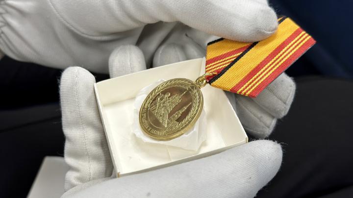 Североморские кадеты получили медали &quot;За участие в военном параде в День Победы&quot;