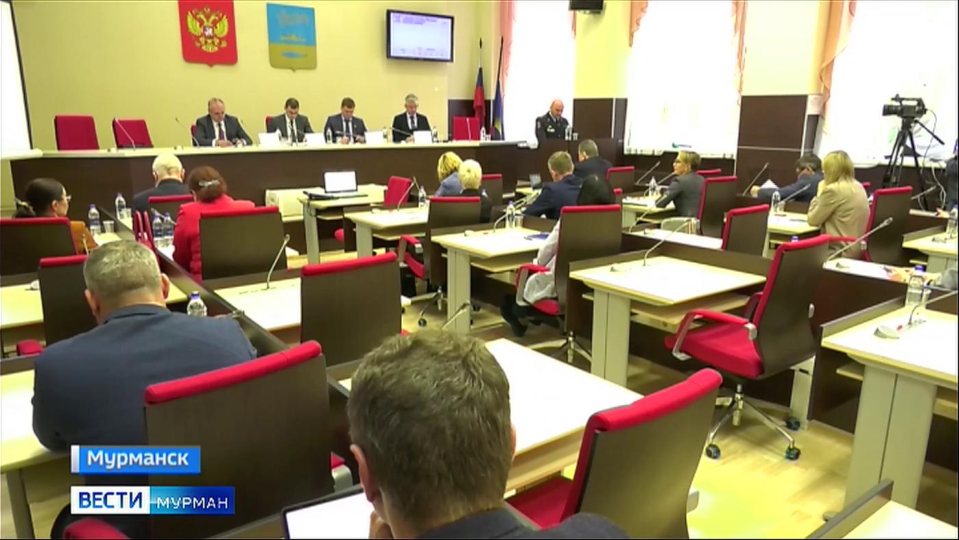 На заседании Горсовета Мурманска депутаты обсудили итоги публичных слушаний по исполнению бюджета за 2022 год