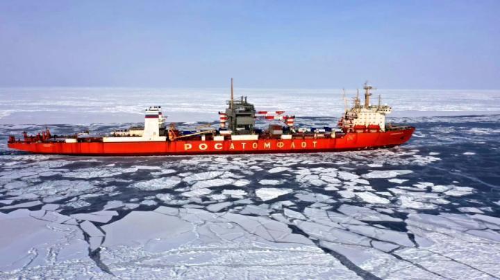 Правительство России продолжает уделять особое внимание развитию Северного морского пути