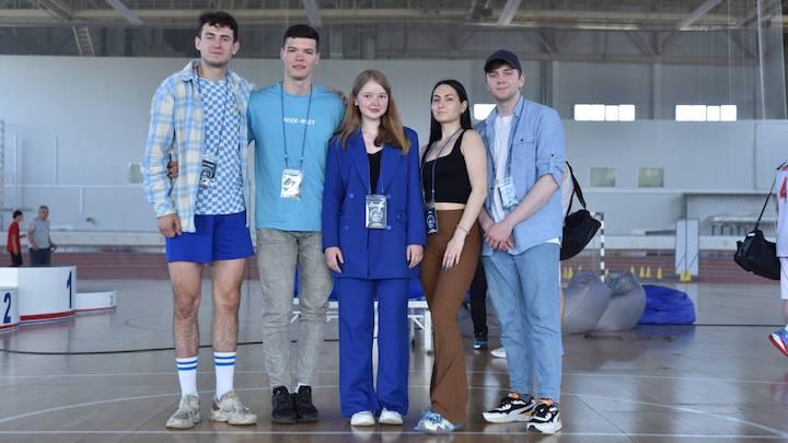 В Мурманске впервые прошли соревнования по фиджитал-баскетболу