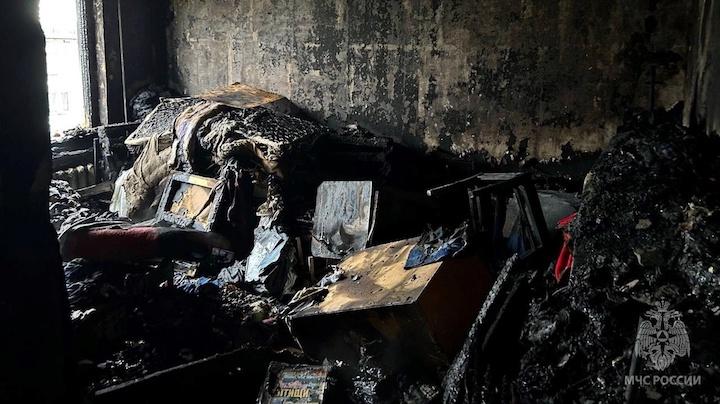 Квартира выгорела в одном из домов Гаджиево