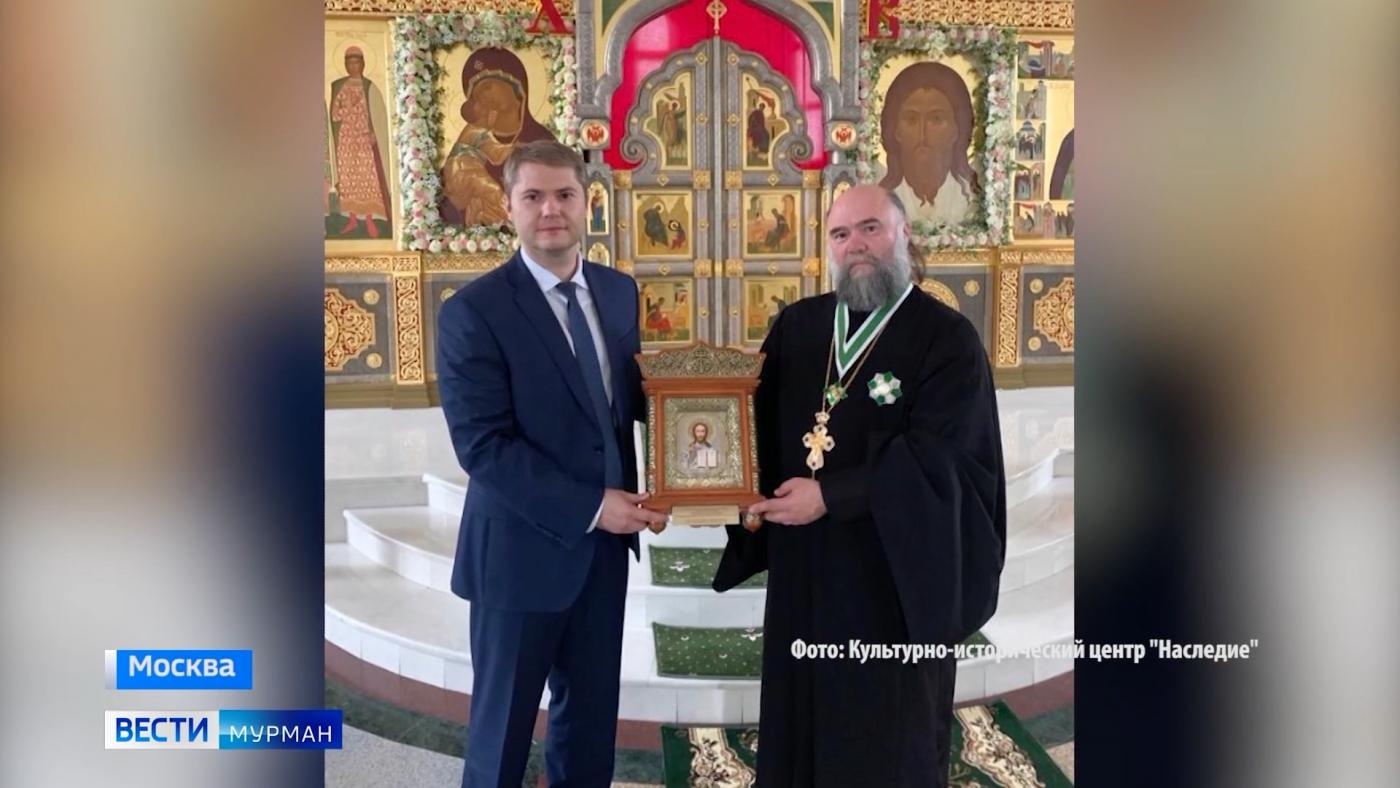 Побывавшую на Земле Франца-Иосифа икону Господа Вседержителя передали в московский храм