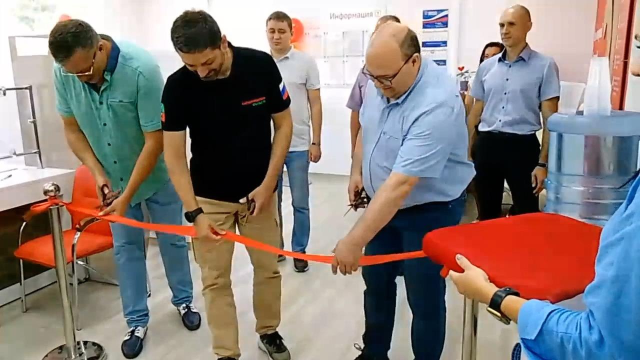 В Приморске открылся отремонтированный северянами МФЦ