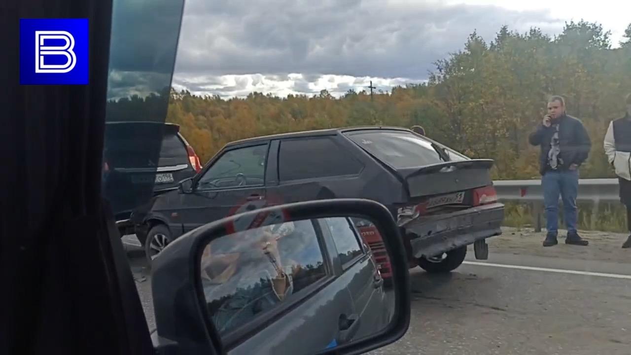 В районе Дровяного столкнулись три автомобиля