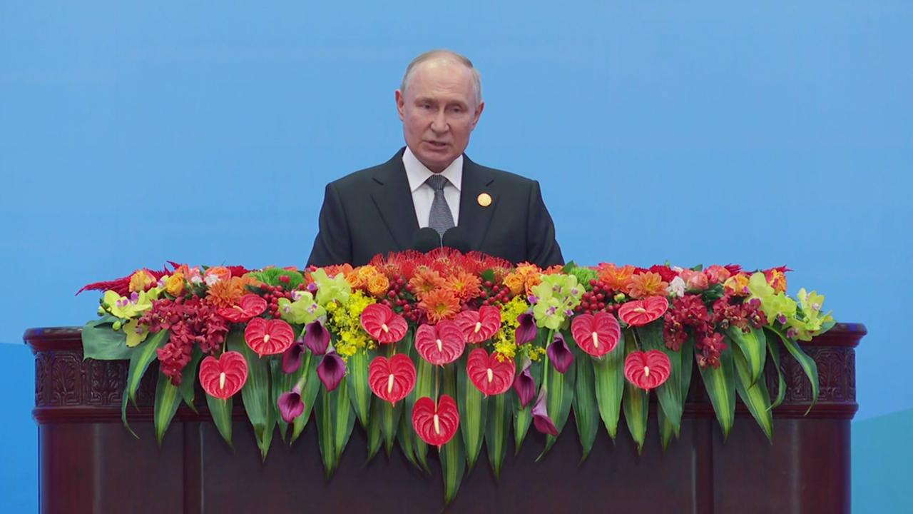 Владимир Путин: мы приглашаем заинтересованные государства к прямому участию в развитии Севморпути