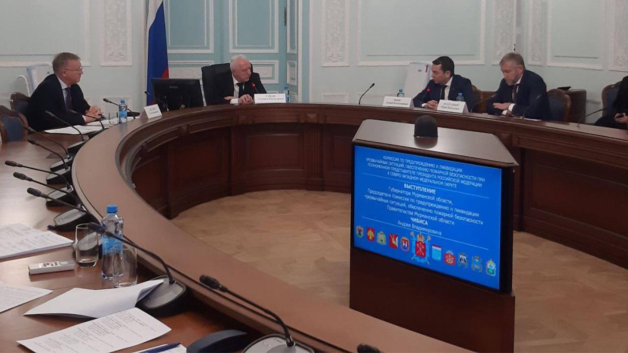 Андрей Чибис принял участие в заседании комиссии по предупреждению и ликвидации ЧС