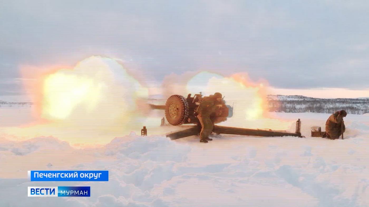 Прикрывают огнем своих, не оставляя шанса врагам: артиллеристы Северного флота часами тренируются на полигонах