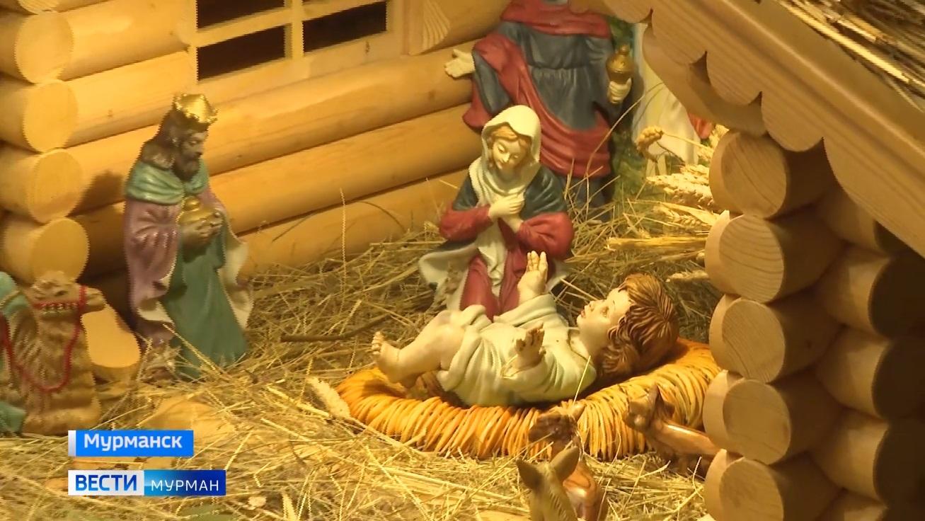 В 80 церквях и храмах Мурманской области северяне встретили Рождество