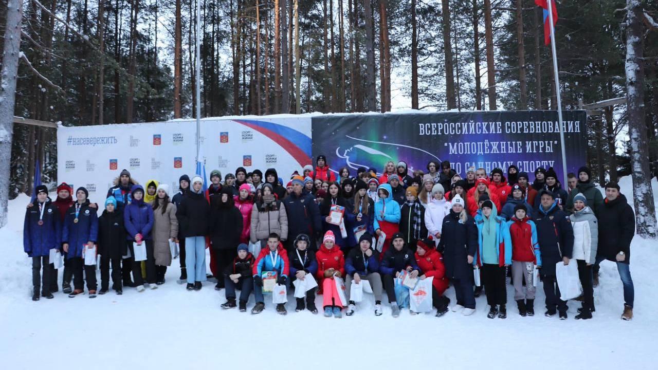 Всероссийские соревнования по санному спорту &quot;Молодежные игры&quot; прошли в Кандалакше