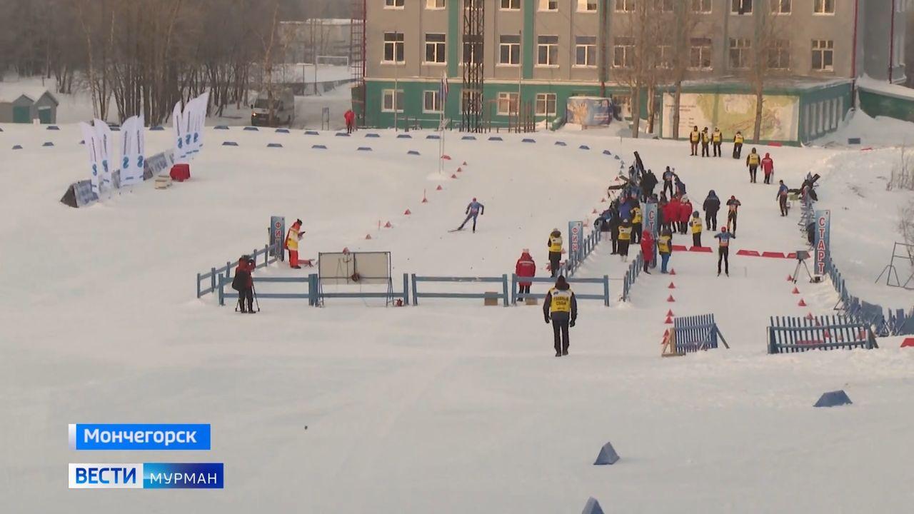 Сотрудники МЧС Северо-Запада боролись за победу на лыжне в Мончегорске