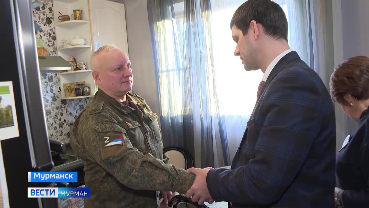 Представитель департамента по работе с регионами госфонда &quot;Защитники Отечества&quot; Анисимов посетил Мурманскую область