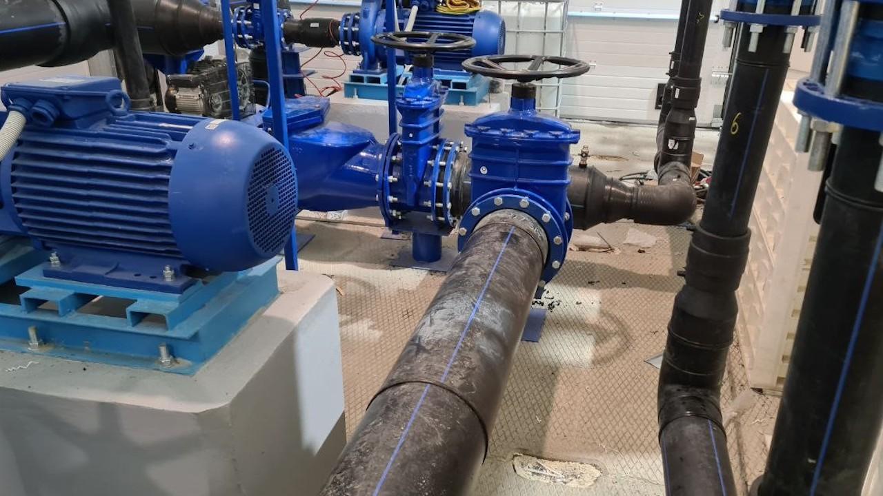 Первые испытания качества воды на обновленной водонапорной станции в районе Североморска прошли успешно