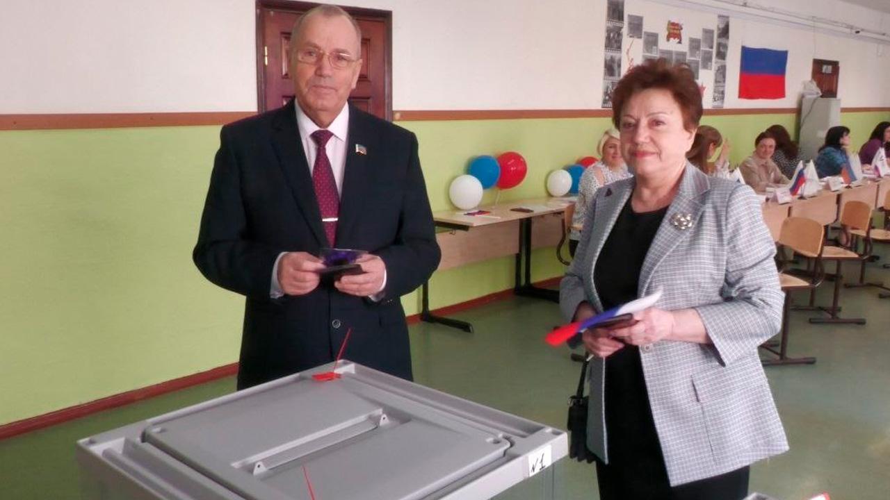 Председатель Мурманской облдумы сделал свой выбор на избирательном участке в Видяево