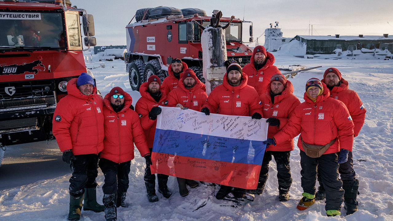 Участники экспедиции &quot;Россия 360&quot; преодолели 8 тысяч км по Арктике за 50 дней