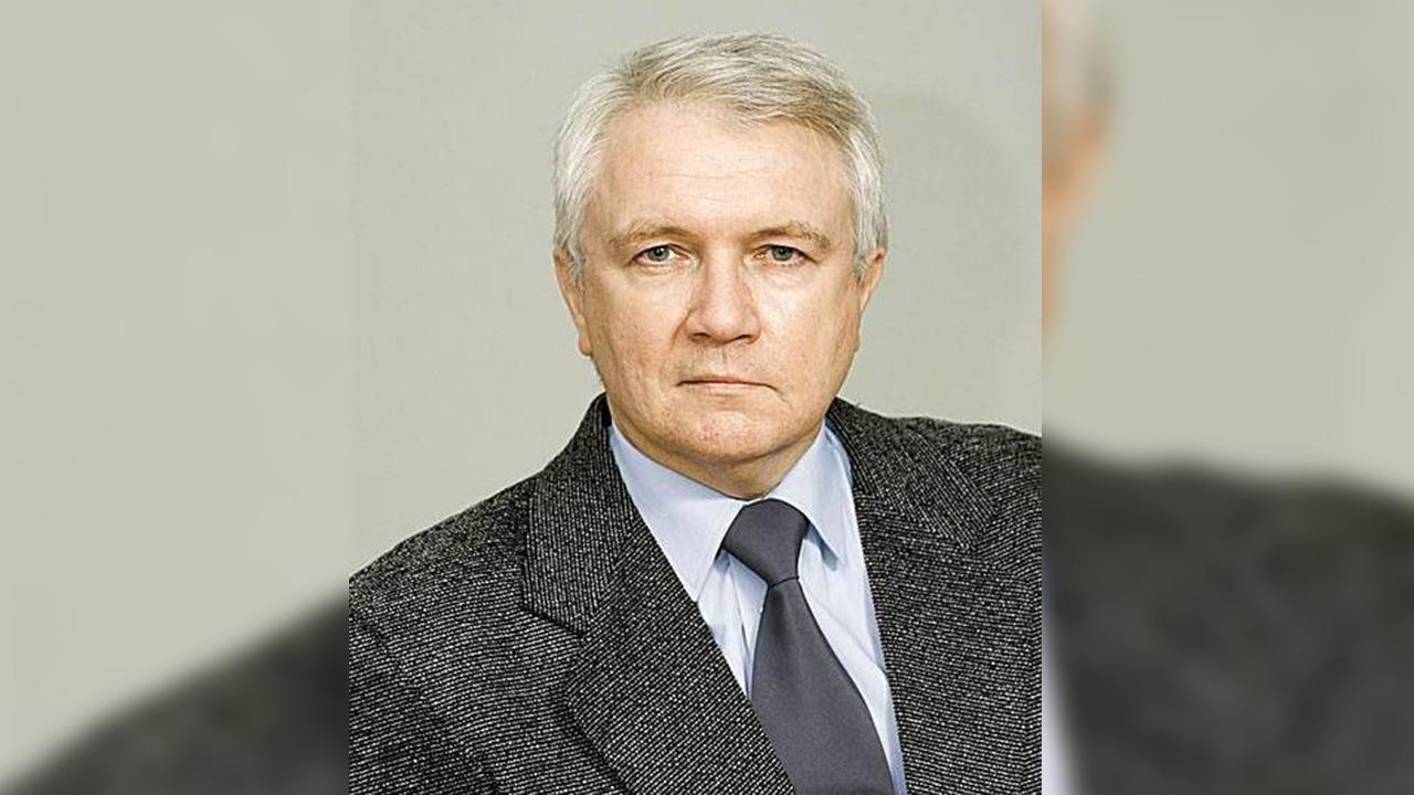 Врачу-хирургу Александру Бородину присвоили звание почетного гражданина Североморска