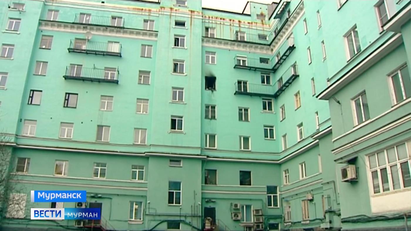 Названа предварительная причина пожара в доме на Ленина в Мурманске